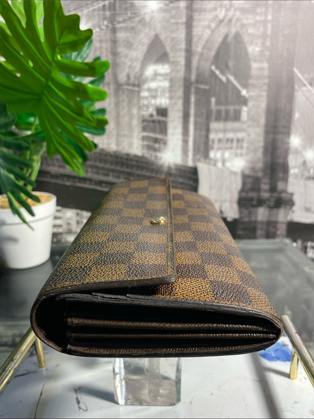 Authentic Louis Vuitton Damier Long Sarah Wallet - Picture 17 of 17